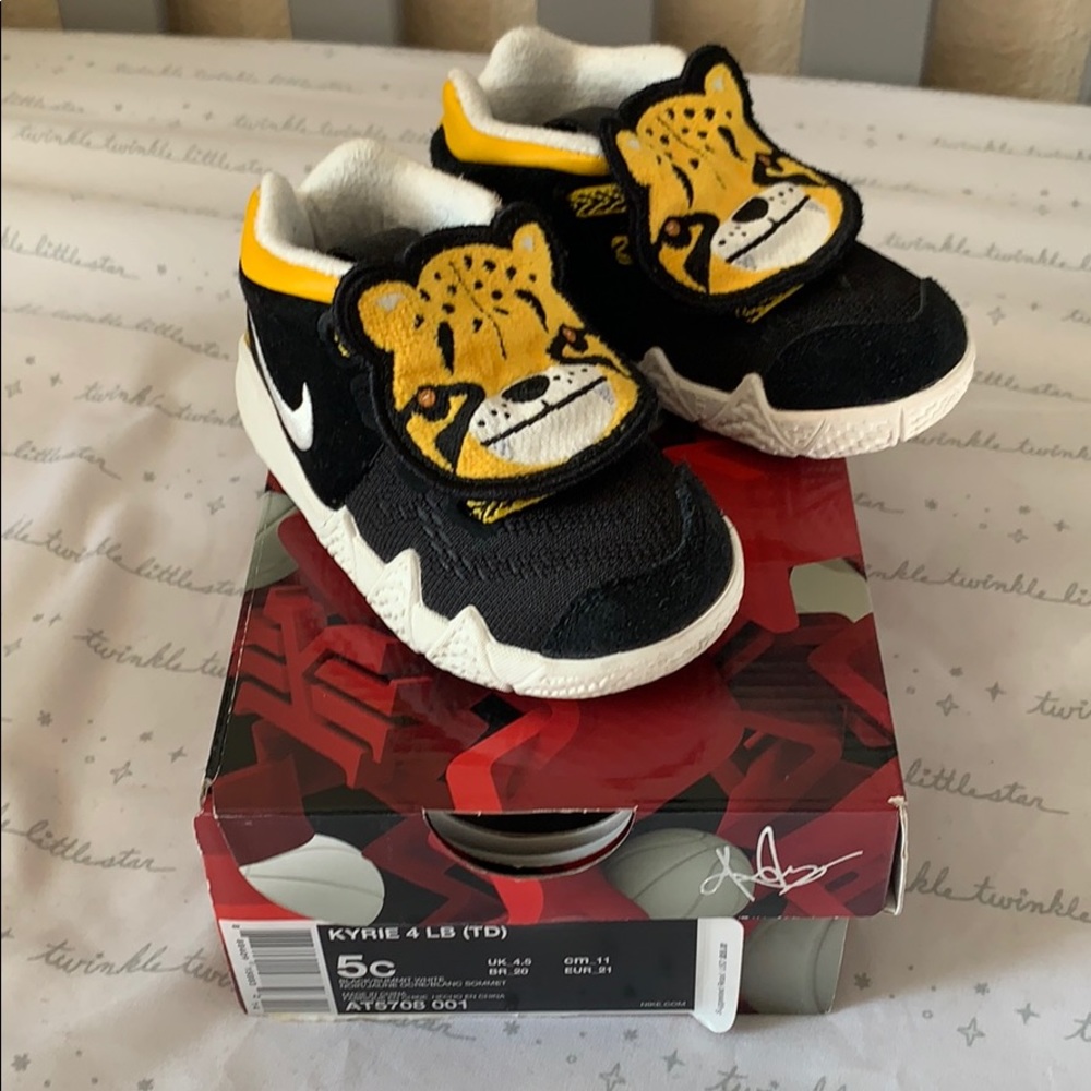 Toddler Nike Kyrie 4 (5C)